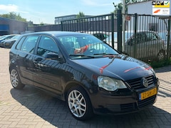 Volkswagen Polo - 1.4-16V Comfortline Airco elektrische ramen cv op afs