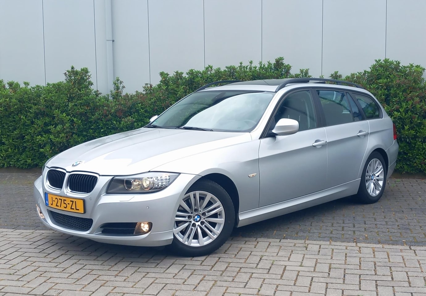 BMW 3-serie Touring - (e90) 2.0 318 I 105KW AUTOMAAT High Executive - AutoWereld.nl
