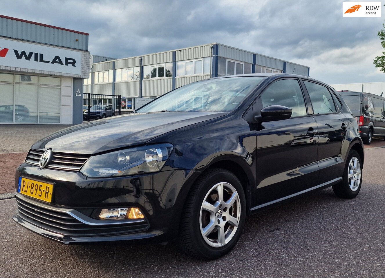 Volkswagen Polo - 1.0 First Edition CARPLAY NAVI 2 X SLEUTELS - AutoWereld.nl
