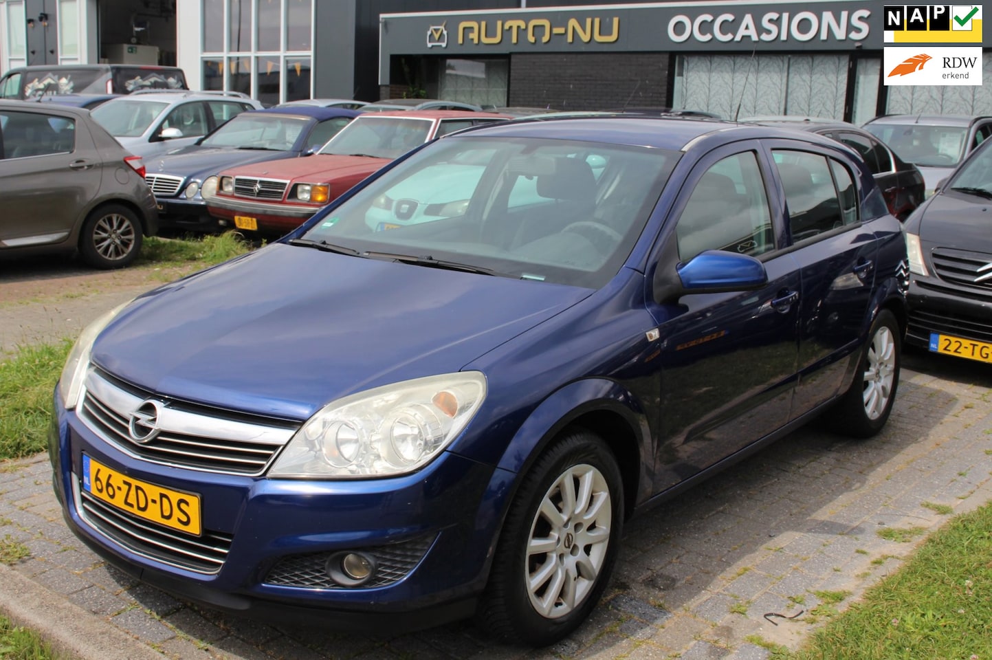 Opel Astra - 1.6 Temptation 5-deurs Airco APK juli 2027! Cruise LM-Velgen NAP - AutoWereld.nl