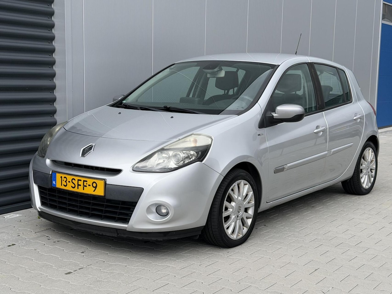 Renault Clio - 1.5 dCi Night & Day - AutoWereld.nl