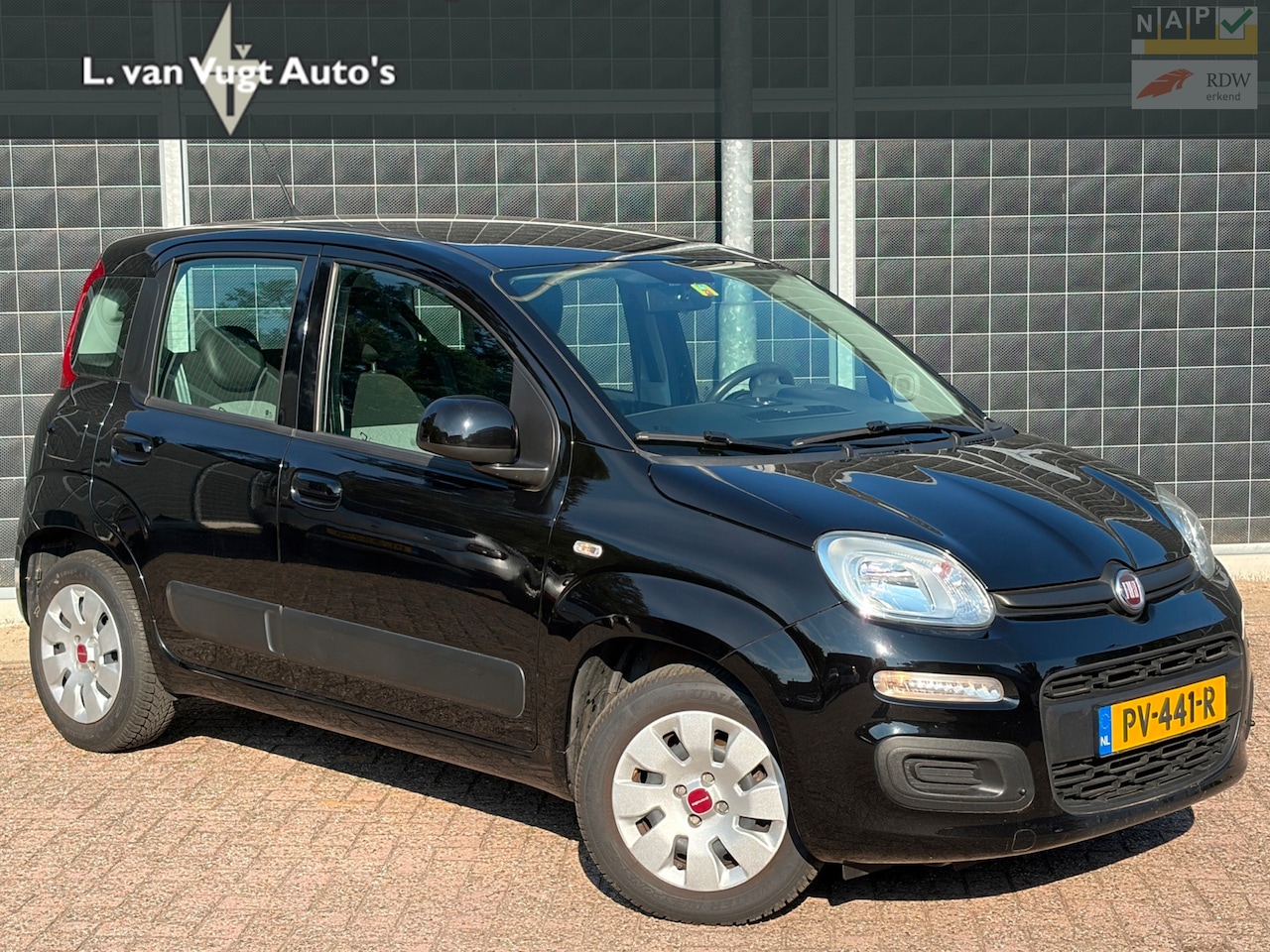 Fiat Panda - 1.2 Lounge | 1 jaar garantie | - AutoWereld.nl