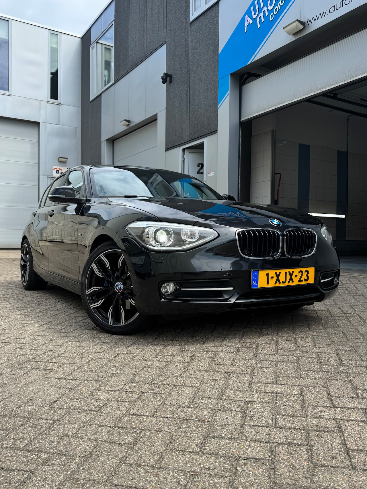 BMW 1-serie - 125i M Sport High Executive - AutoWereld.nl