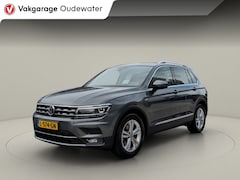 Volkswagen Tiguan - 1.5 TSI ACT Highline * Trekhaak * Head-up