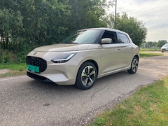 Suzuki Swift - 1.2 Style Smart Hybrid 7200km