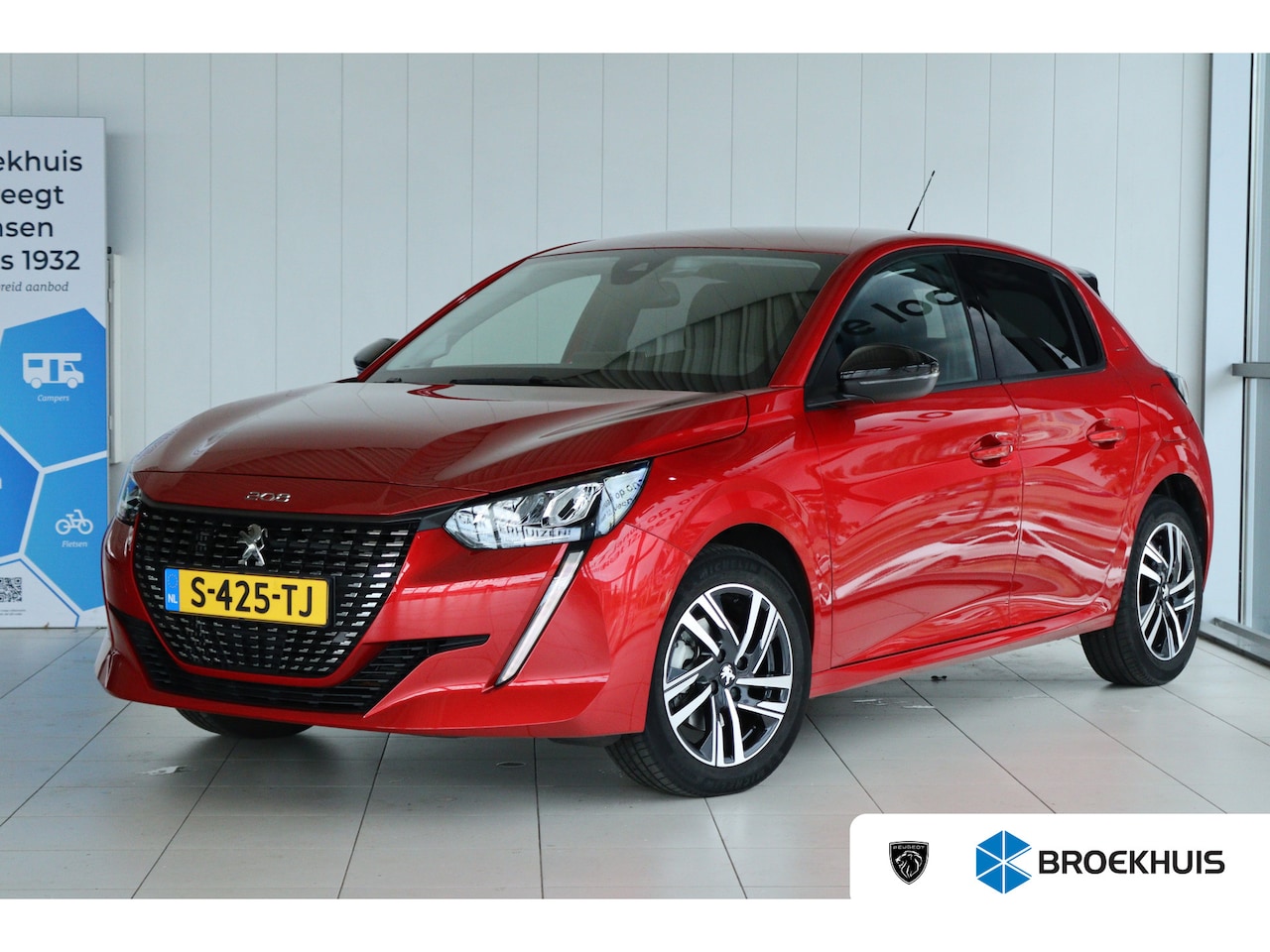 Peugeot 208 - 1.2 Turbo Allure Pack AUTOMAAT | Cruise Control | Trekhaak | Camera | Navigatie | Climate - AutoWereld.nl