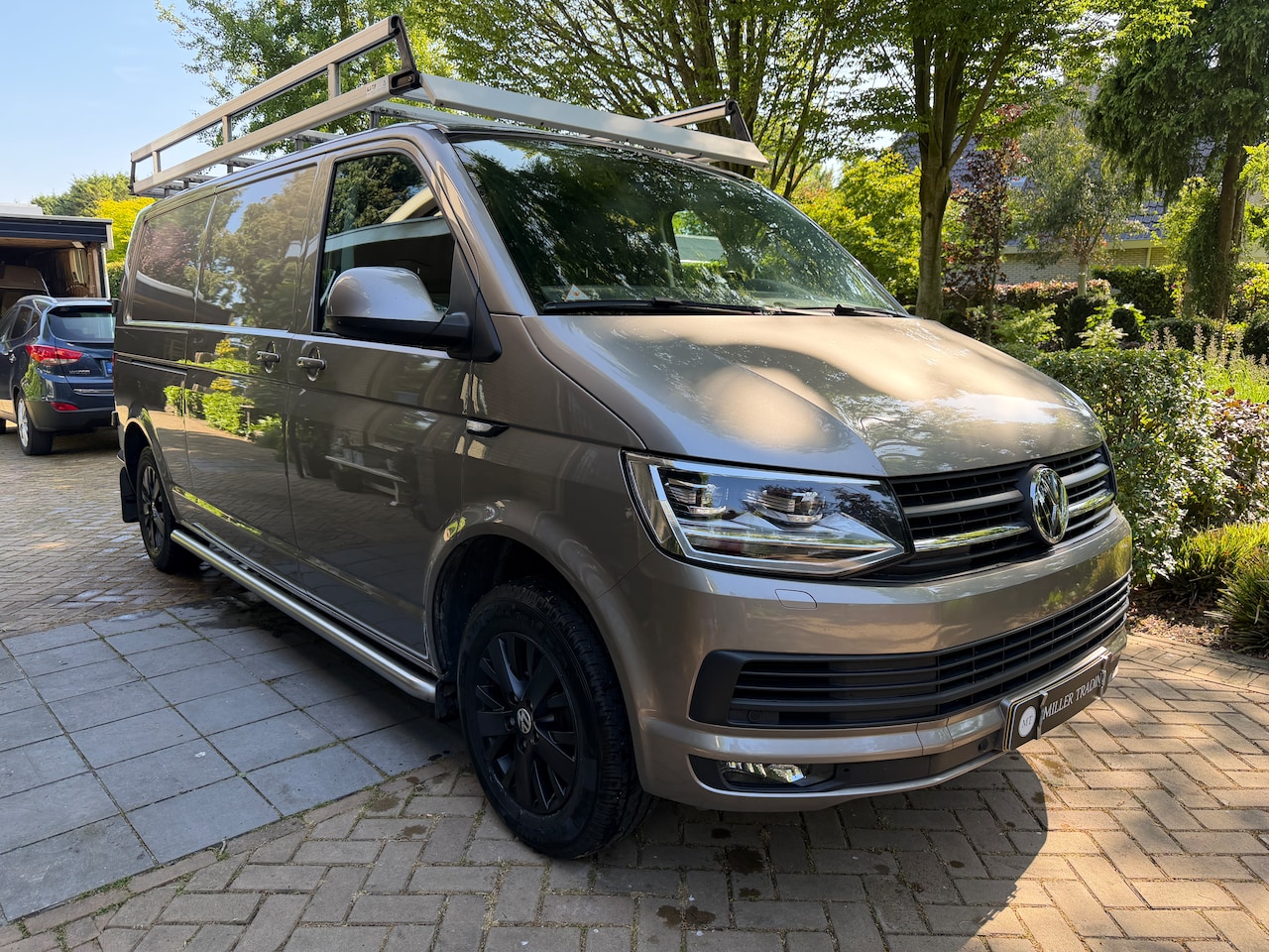Volkswagen Transporter - 2.0 TDI L2H1 DC Highline - AutoWereld.nl