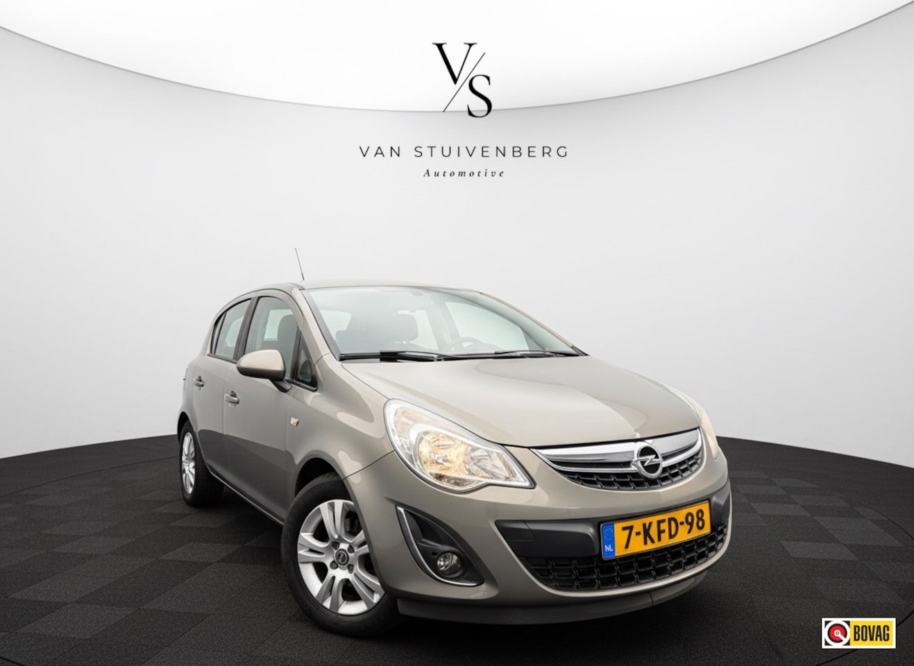 Opel Corsa - 1.4-16V Design Edition CRUISE AIRCO PDC STUURVW - AutoWereld.nl