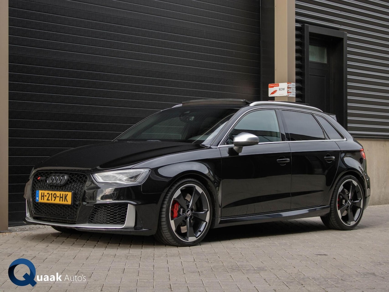 Audi RS3 - 2.5 TFSI Quattro | PANO | LED | SCHAALSTOELEN | B&O | ROTOR | 5-CILINDER - AutoWereld.nl