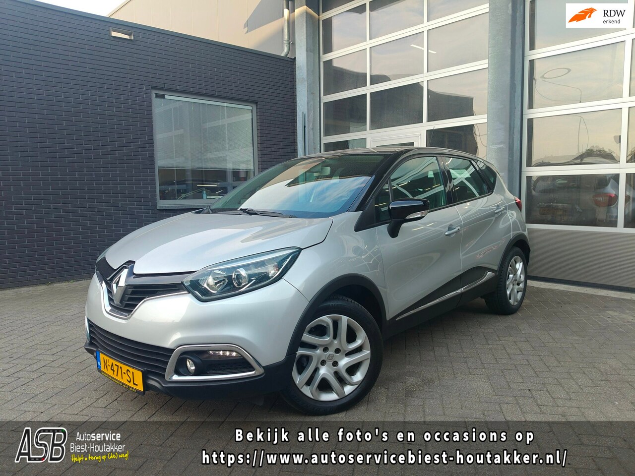 Renault Captur - 1.2 TCe Helly Hansen | Cruise Control | Navigatie | Airco | Parkeersensoren Achter + Camer - AutoWereld.nl