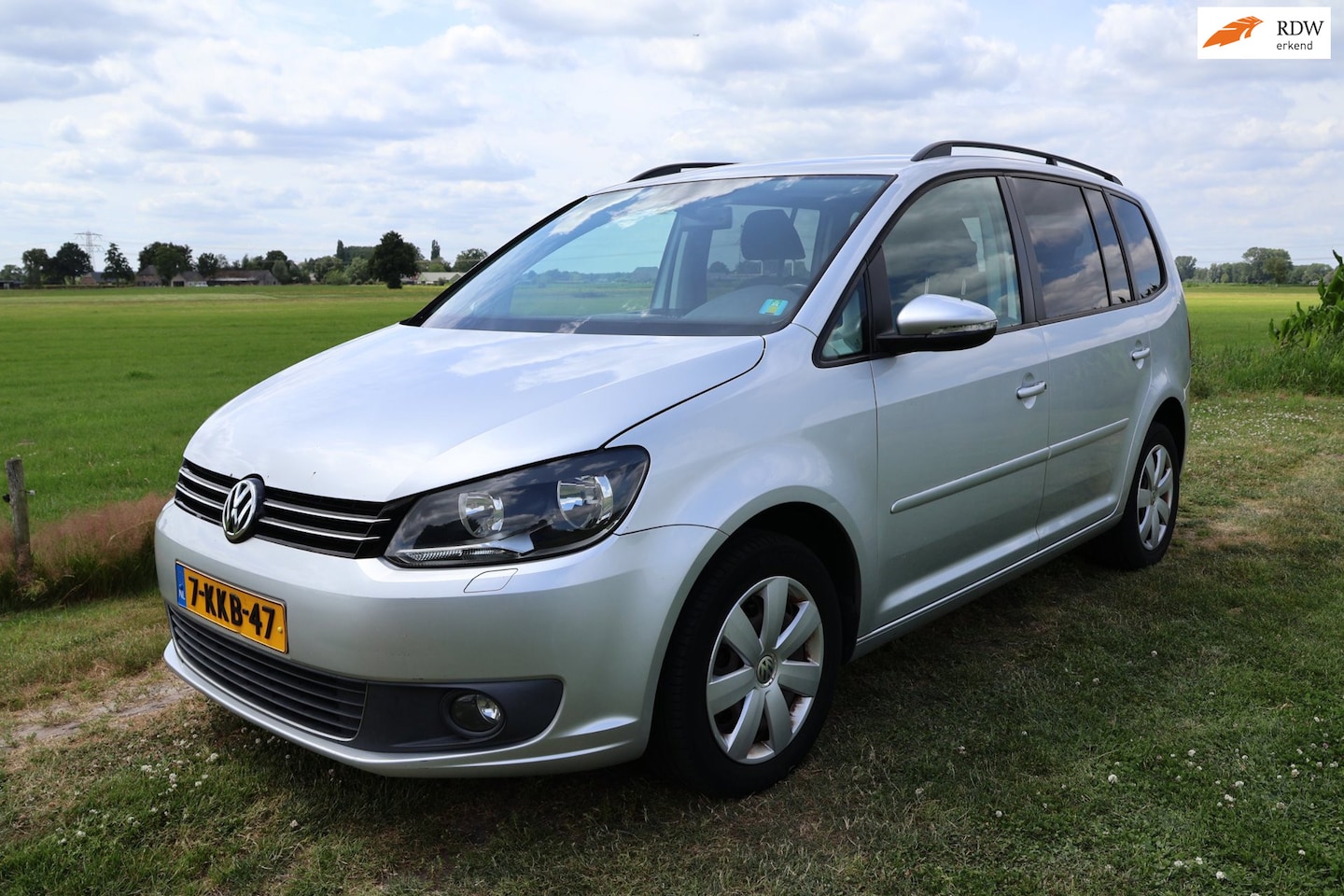 Volkswagen Touran - 1.6 TDI Comfortline BlueMotion|Airco|Stoelverwarming|Goed onderhouden - AutoWereld.nl
