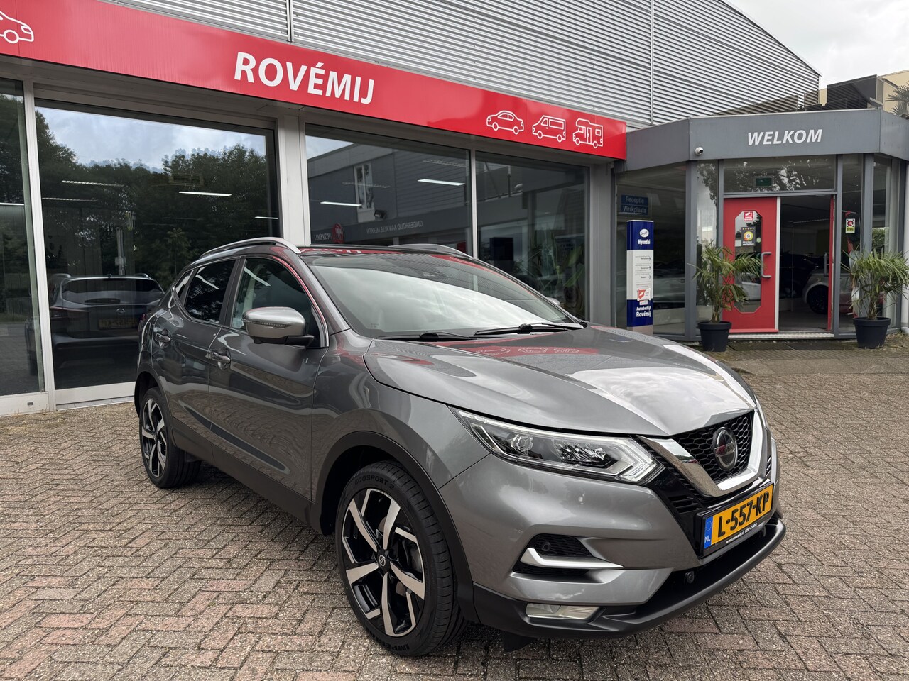 Nissan Qashqai - 1.3 DIG-T Premium Edition Carplay, Pano, Cruise, Leer, - AutoWereld.nl