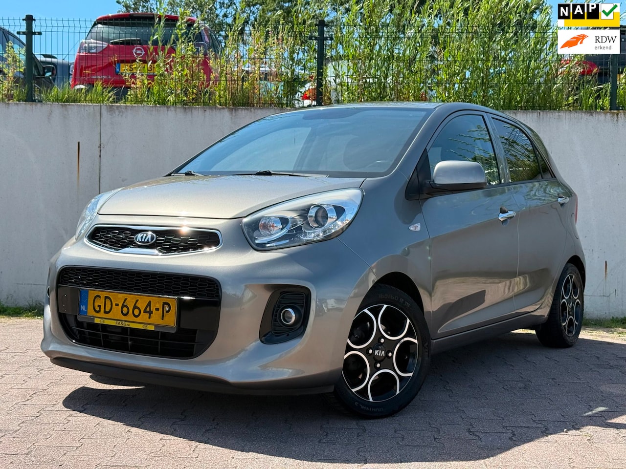 Kia Picanto - 1.0 CVVT First Edition/CLIMA/CRUISE/APK 01-2027/SPORT/NAP/1STE EIGENAAR/ - AutoWereld.nl