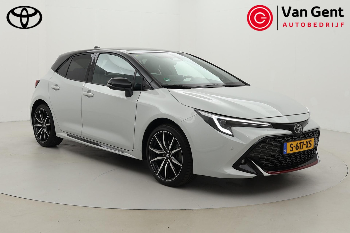 Toyota Corolla - Hybrid 200 GR Sport Plus | Leder | Dodehoek detectie | Head-up display | JBL | Stoel-/acht - AutoWereld.nl