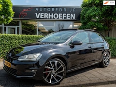 Volkswagen Golf - 1.4 TSI ACT Highline | PANORAMADAK | MASSAGE | KEYLESS | APPLE CARPLAY | PARKEERCAMERA | S