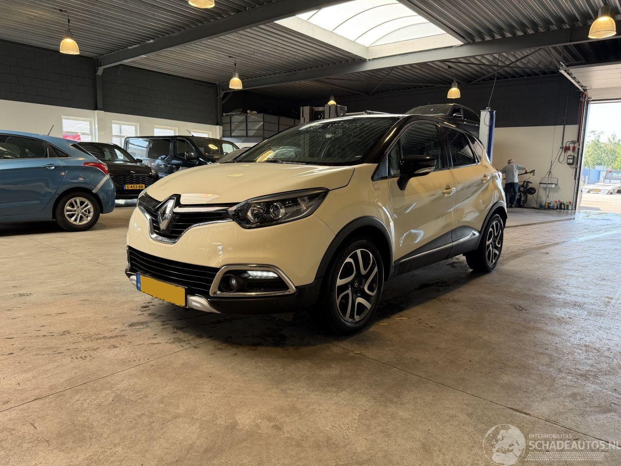 Renault Captur - 0.9 TCe - AutoWereld.nl