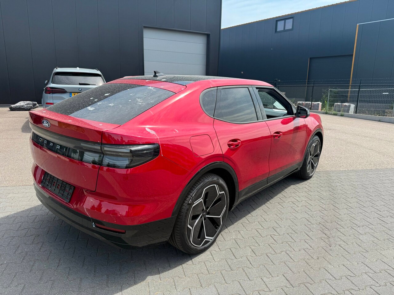 Ford Capri - Premium Ex Range RWD 77 kWh Panorama, Leder, Camera, Adop cruise VOL! - AutoWereld.nl