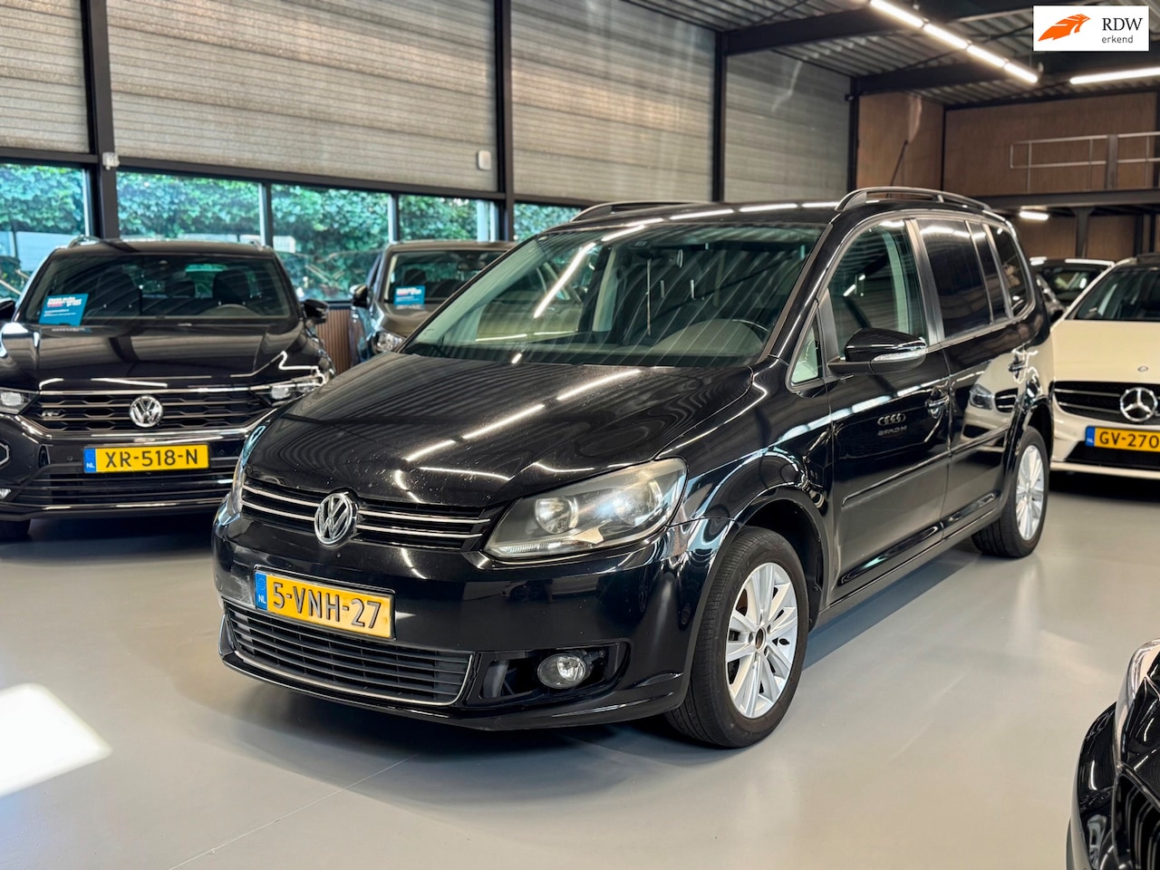 Volkswagen Touran - 1.6 TDI DSG BlueMotion - AutoWereld.nl