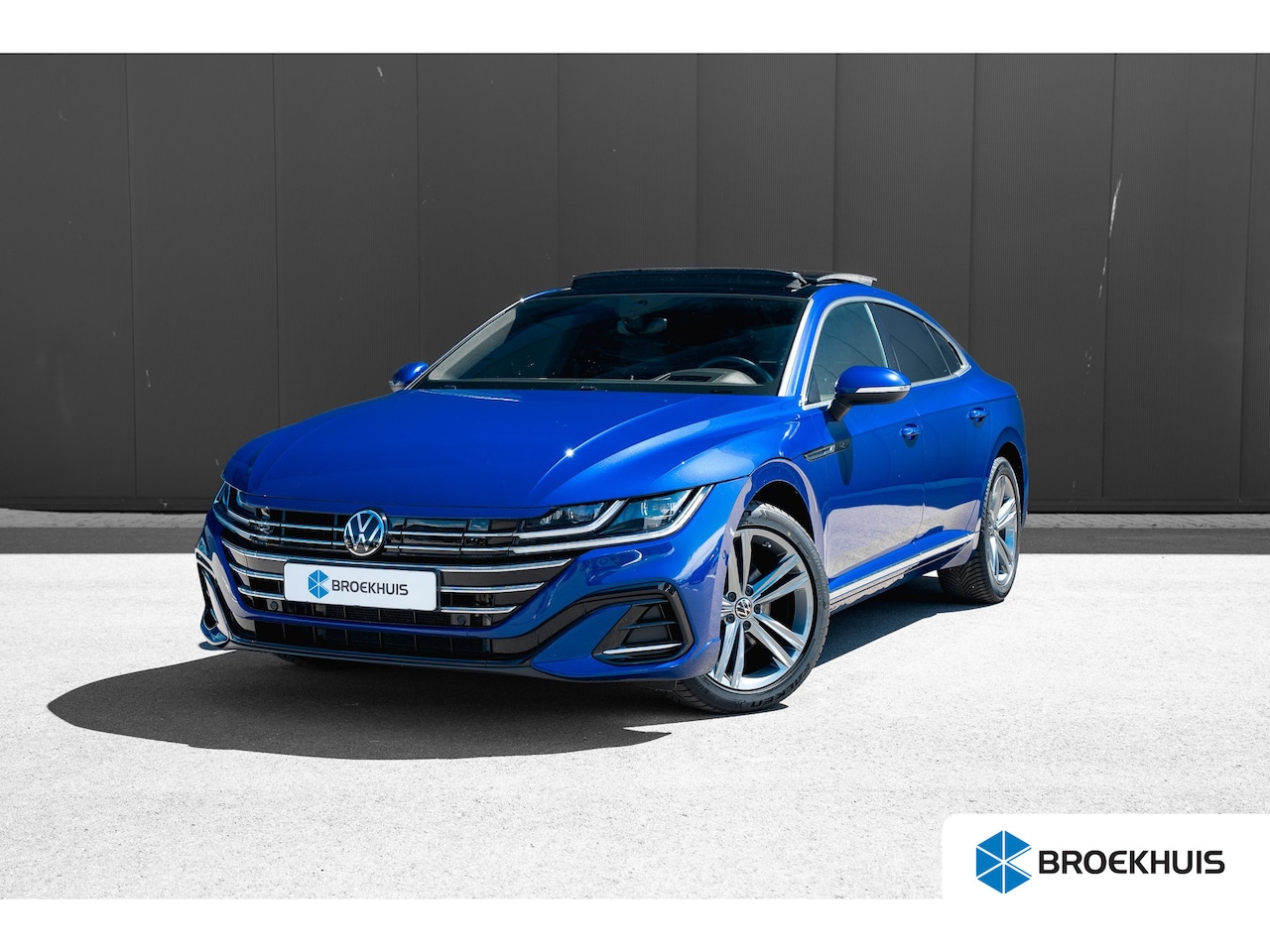 Volkswagen Arteon - R-Line Business+ eHybrid | Panorama | Alcantara | HUD | Camera | - AutoWereld.nl