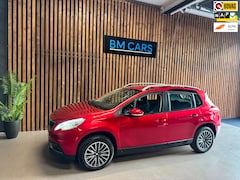 Peugeot 2008 - 1.2 PureTech Blue Lion Airco, Trekhaak, Navigatie