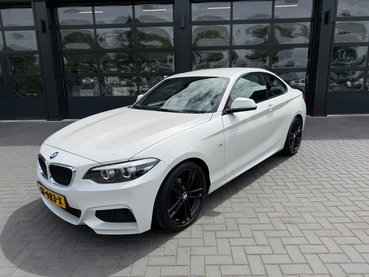 BMW 2-serie Coupé - 218I M sport aut - AutoWereld.nl