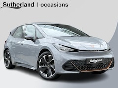 CUPRA Born - Essential 62 kWh | 19 Inch | PDC V+A | Carplay | Stuurverwarming |