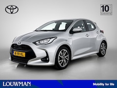 Toyota Yaris - 1.5 Hybrid Dynamic | Trekhaak | Navigatie |