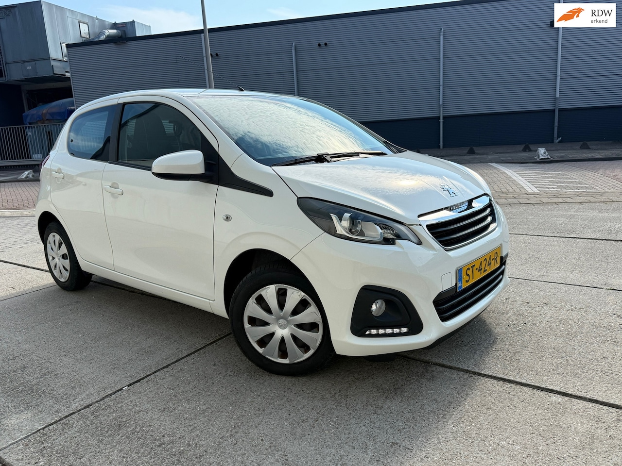 Peugeot 108 - 1.0 e-VTi Active Airco APK 2027 5 DR Volledig onderhouden - AutoWereld.nl