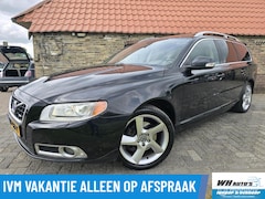 Volvo V70 - 2.4 D5 R design | Open dak | Trekhaak