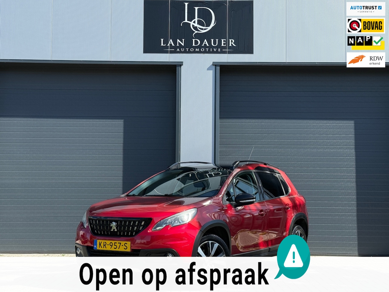 Peugeot 2008 - 1.2 PureTech GT-line / PANORAMADAK / TREKHAAK - AutoWereld.nl