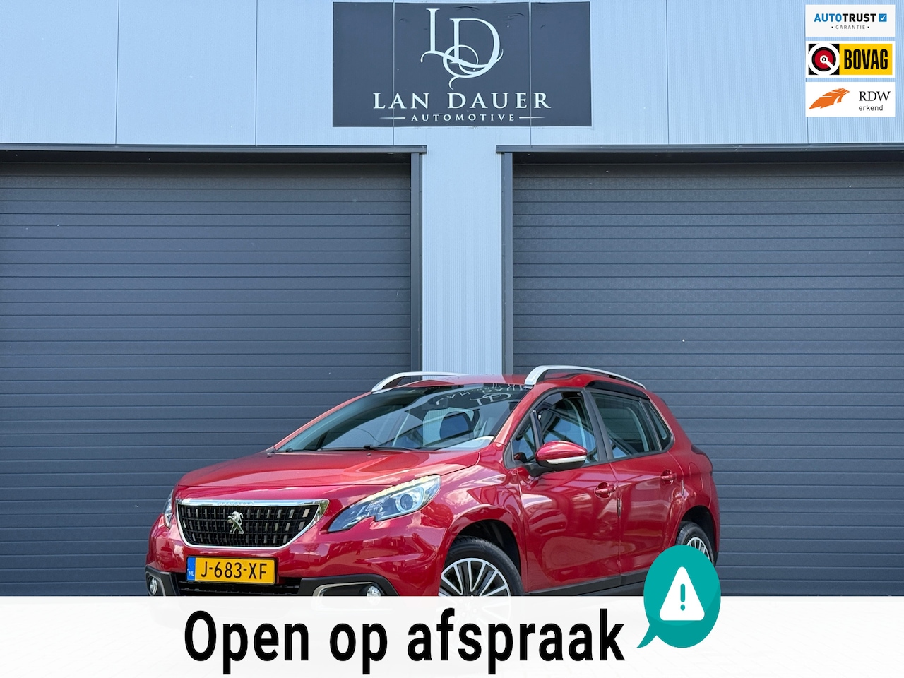 Peugeot 2008 - 1.2 PureTech Allure / AUTOMAAT /STOELVERWARMING - AutoWereld.nl