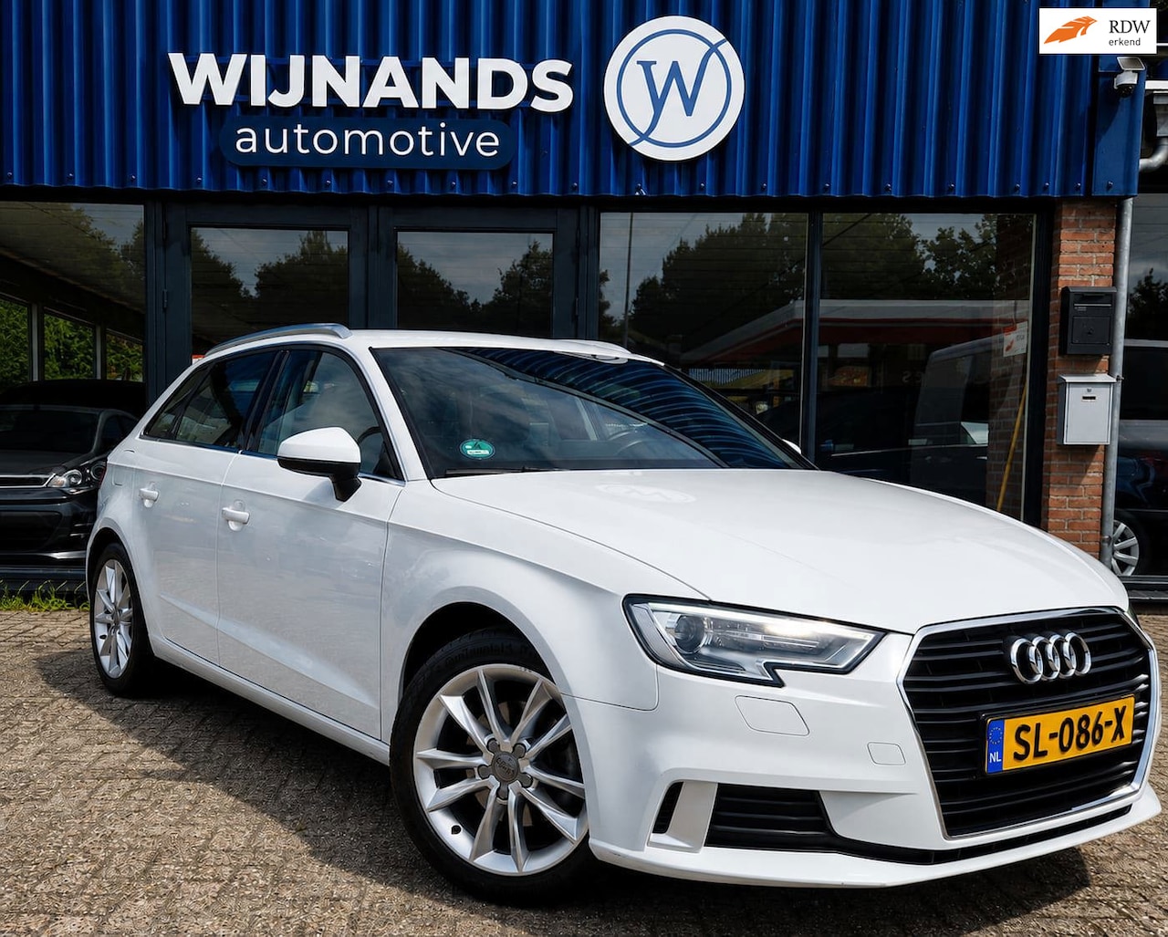 Audi A3 Sportback - 1.0 TFSI Design Pro Line Plus Trekhaak Led - AutoWereld.nl