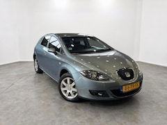 SEAT Leon - 1.6 Stylance|NIEUW APK|5DRS|ELEK. RAMEN SPIEGELS|INRUIL & LEASE MOGELIJK