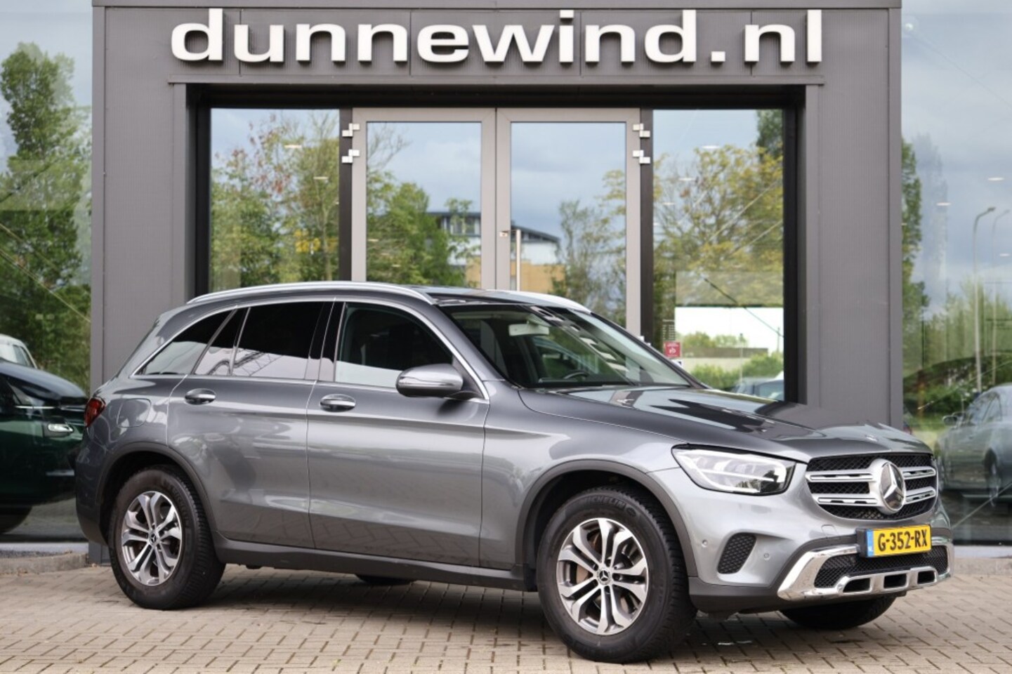 Mercedes-Benz GLC-klasse - 200 LED*CRUISE*TREKHAAK*CLIMA*CARPLAY*CAMERA*NL AUTO* - AutoWereld.nl
