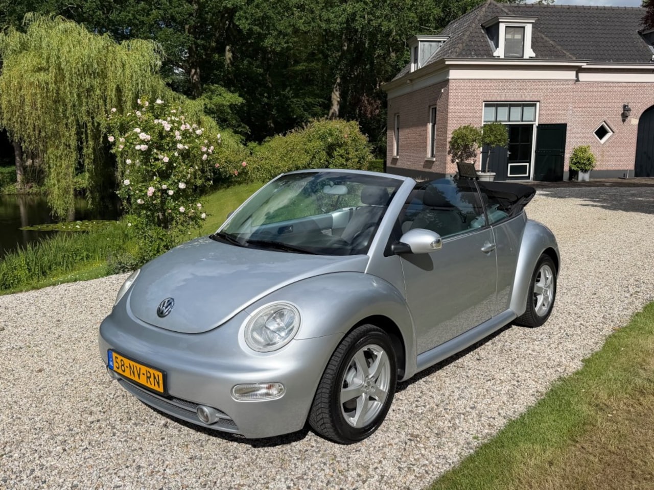Volkswagen New Beetle - KEVER Cabrio 2.0 handbak NL-auto Airco #OPENDAK - AutoWereld.nl