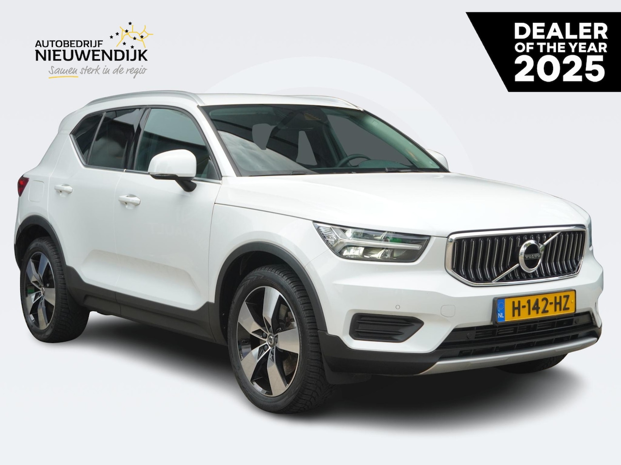 Volvo XC40 - 1.5 T5 Twin Engine Inscription AUTOMAAT / DEALER OND. / HARMAN KARDON / LEDER / NAVI / STO - AutoWereld.nl