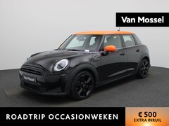 MINI 5-Deurs - 1.5 Cooper Classic Automaat | Apple/Android Play | Camera | Navi | Sport Stuur/Stoelen | L