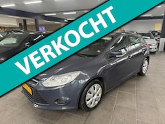 Ford Focus - 1.0 EcoBoost EXPORT&HANDEL 5-deurs airco elektrische pakket 102dzkm nap dealer onderhouden