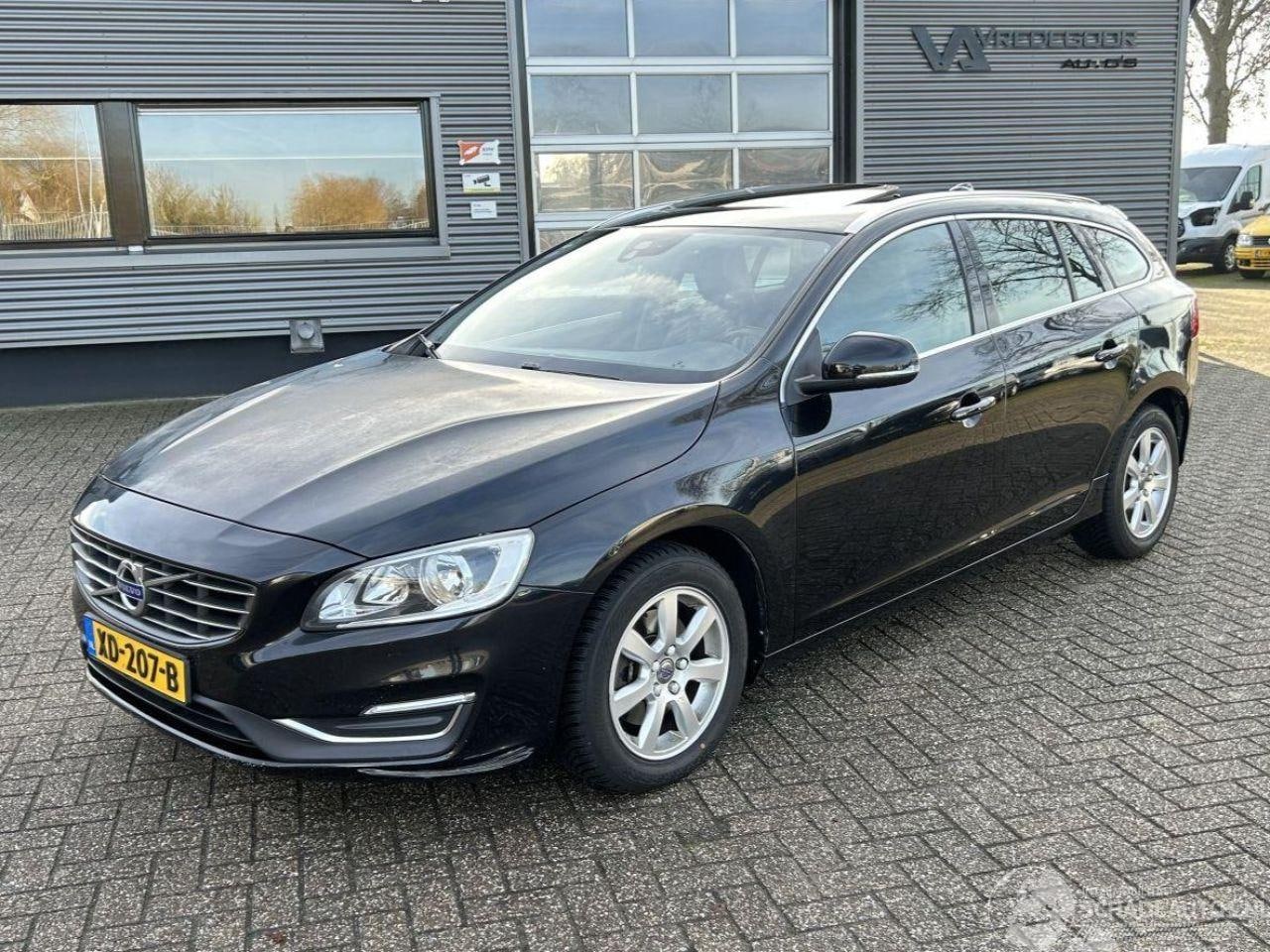 Volvo V60 - V-60 2.0 T5 Kinetic 245PK Automaat - AutoWereld.nl