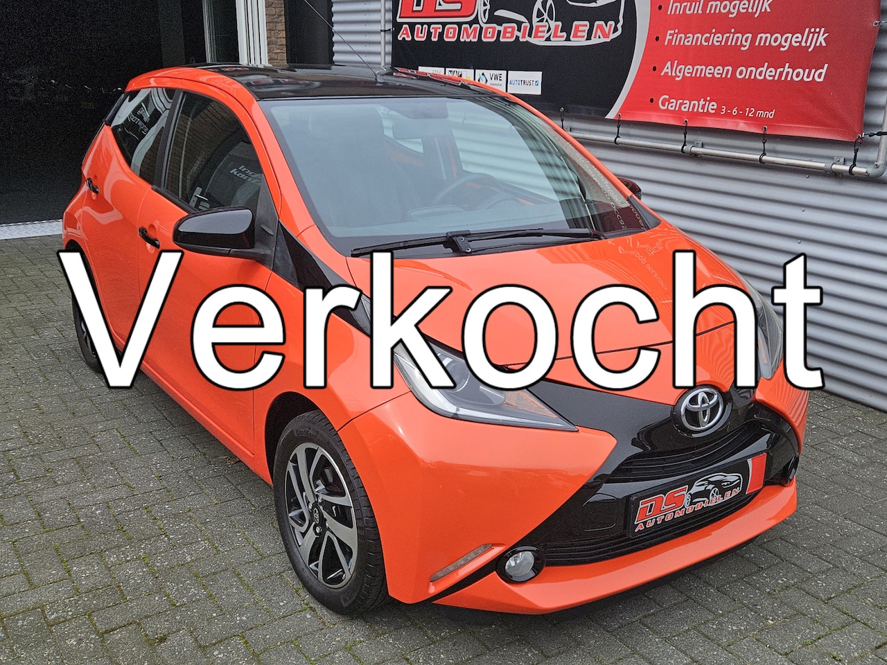 Toyota Aygo - 1.0 VVT-i x-play UNIEK SPECIALE UITVOERING ***VOLLEDER- CAMERA-ARCO ELECTR.RAMEN FULL OPTI - AutoWereld.nl