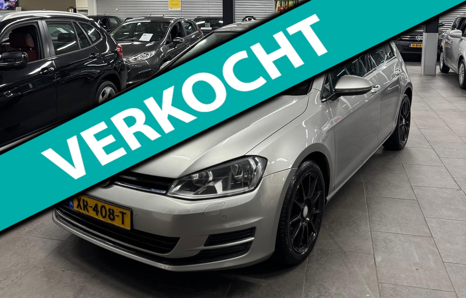 Volkswagen Golf - 1.2 TSI Trendline clima stoelverwarming elektrische pakket parkeersensoren lm-velgen - AutoWereld.nl
