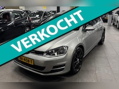 Volkswagen Golf - 1.2 TSI Trendline clima stoelverwarming elektrische pakket parkeersensoren lm-velgen