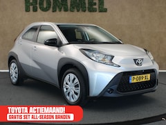 Toyota Aygo X - 1.0 VVT-i MT Play - ORIGINEEL NEDERLANDSE AUTO - TREKHAAK ( UITSLUITEND VOOR FIETSEN TE VE
