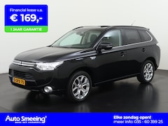 Mitsubishi Outlander - 2.0 PHEV Instyle+ | Trekhaak | Schuifdak | Leder | Zondag Open