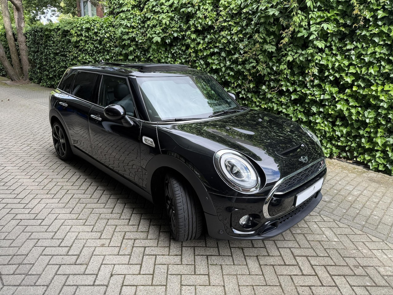 MINI Clubman - 2.0 Cooper S John Cooper Works Panorama | Adaptive Cruise | Memory seats | Leder | Harman - AutoWereld.nl