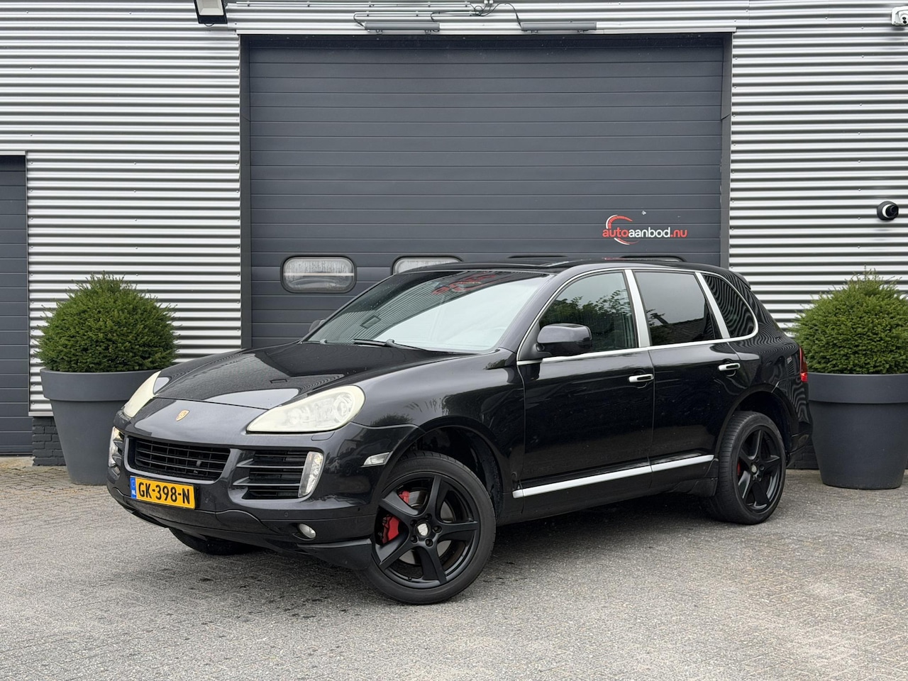 Porsche Cayenne - 4.8 S | Panoramadak | Xenon | Cruise Control | TV Schermen | Lichtmetalen Velgen | - AutoWereld.nl