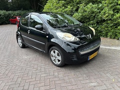 Peugeot 107 - 1.0-12V XS