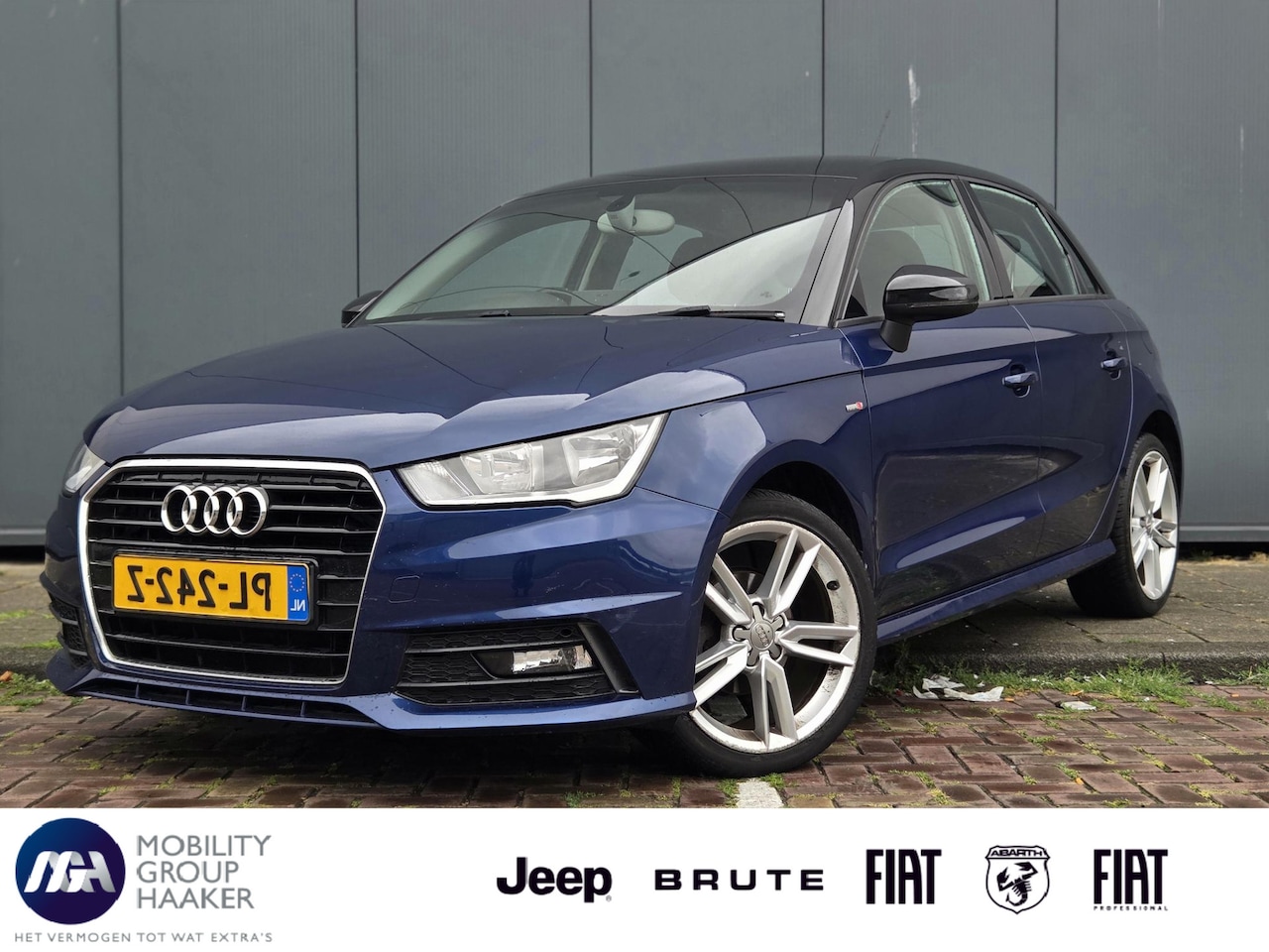 Audi A1 Sportback - 1.0 TFSI Adrenalin | Navigatie | Bluetooth | Parkeersensoren - AutoWereld.nl
