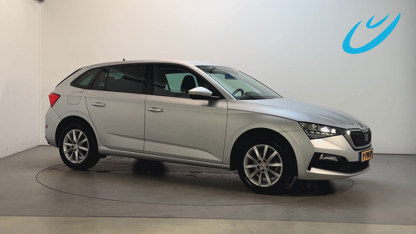 Skoda Scala - 1.0 TSI Ambition Parkeersensoren App-Connect DAB+ - AutoWereld.nl
