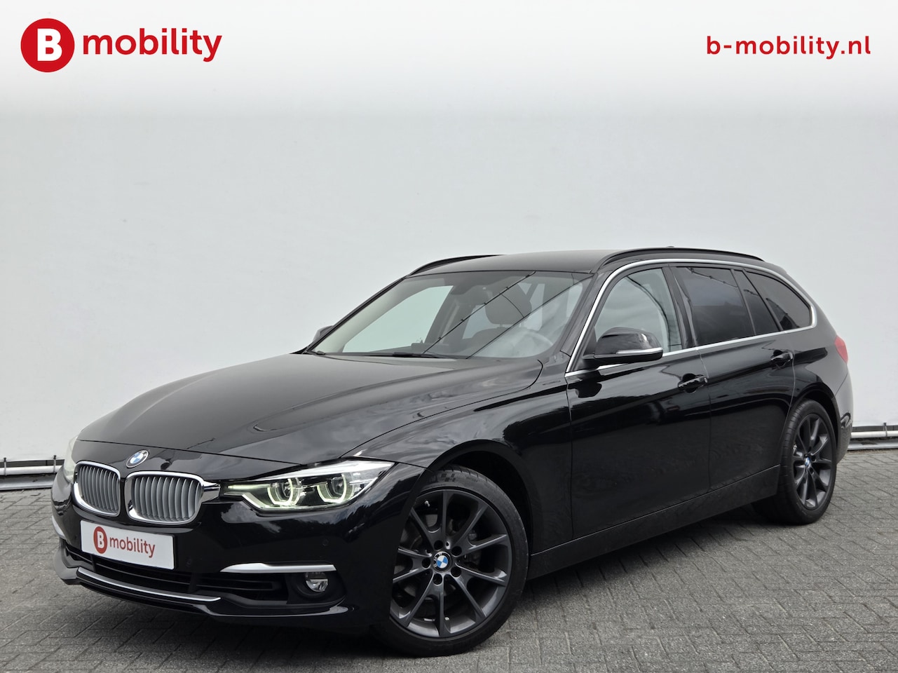 BMW 3-serie Touring - 318i High Executive Luxury Line Apple CarPlay | Led Koplampen | Leer | Stoelverwarming | - AutoWereld.nl